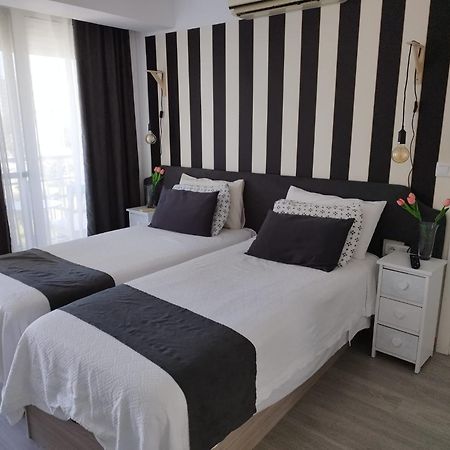 Apartmán M1 403 Frontal Al Mar Vistas Terraza Y Wifi Benalmádena Exteriér fotografie