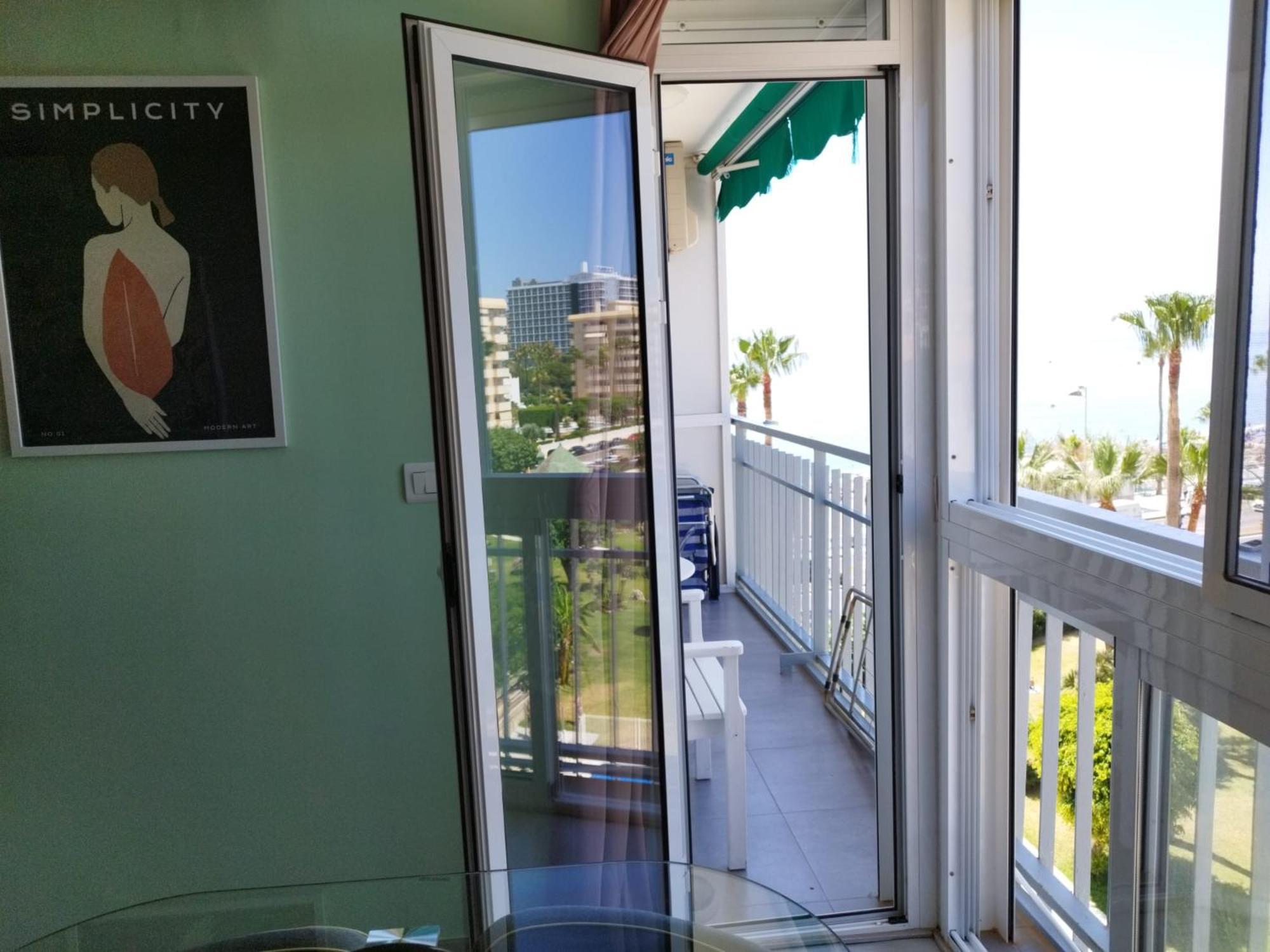 Apartmán M1 403 Frontal Al Mar Vistas Terraza Y Wifi Benalmádena Exteriér fotografie